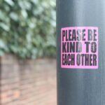 💛 30 Random Acts of Kindness That’ll Make Someone’s Day (and Yours Too)