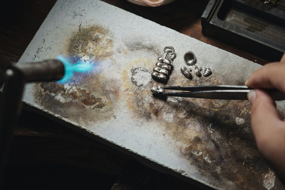 How to Make Tool in Little Alchemy (and Little Alchemy 2): A Friendly, Foolproof Guide