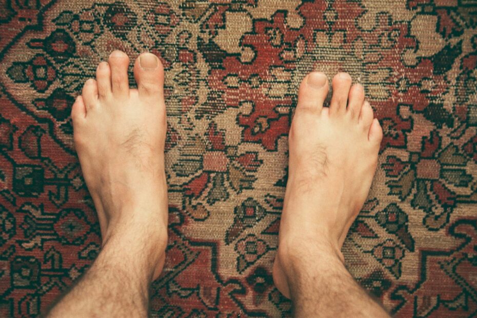 Is My Toe Broken or Just Bruised? A Clear, Calm Guide You Can Use Today
